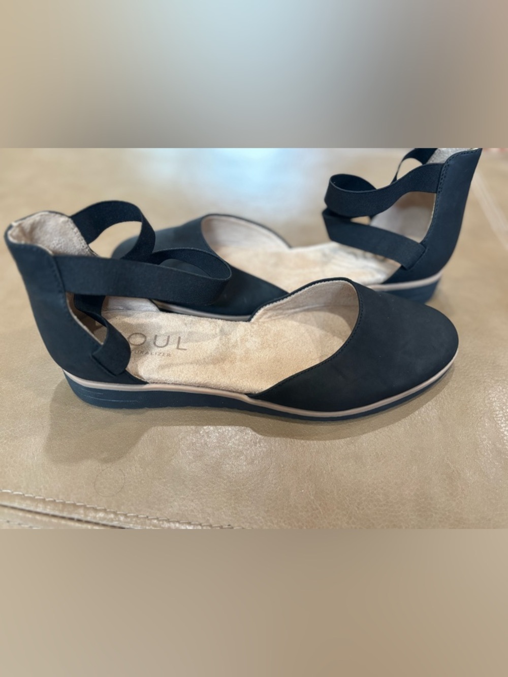 SOUL Naturalizer Black Nubuck Crisscross Ankle-Strap minimalist comfy Flats - Picture 3 of 6